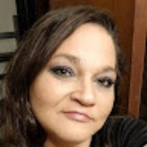 Meet your Posher, Kendra